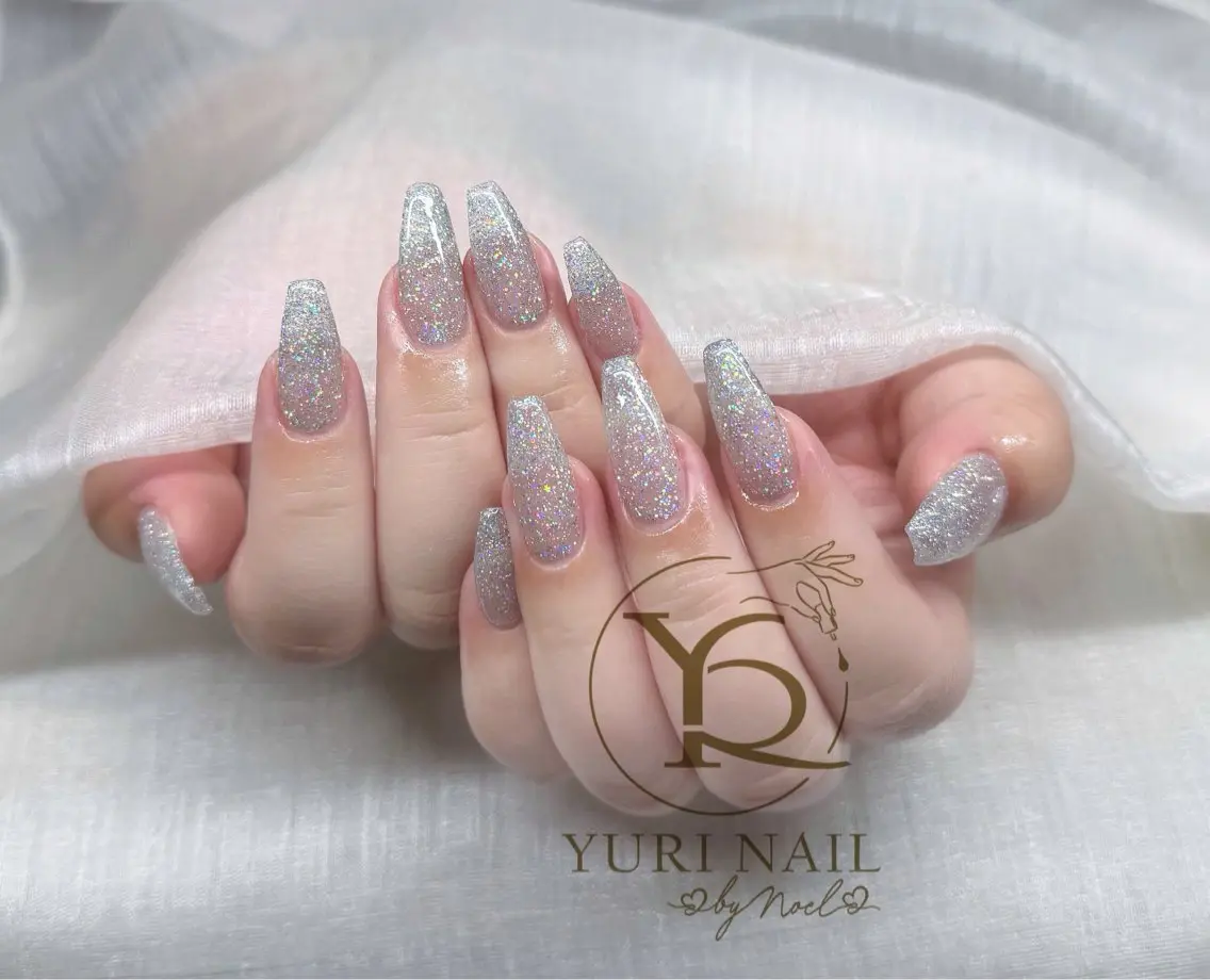 ネイル ハンドネイル フットネイル ハンドケア YURI Nail NARITAのネイルデザイン