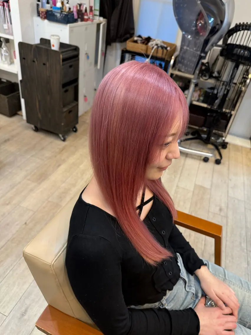 カラー 今井 慈龍のヘアスタイル