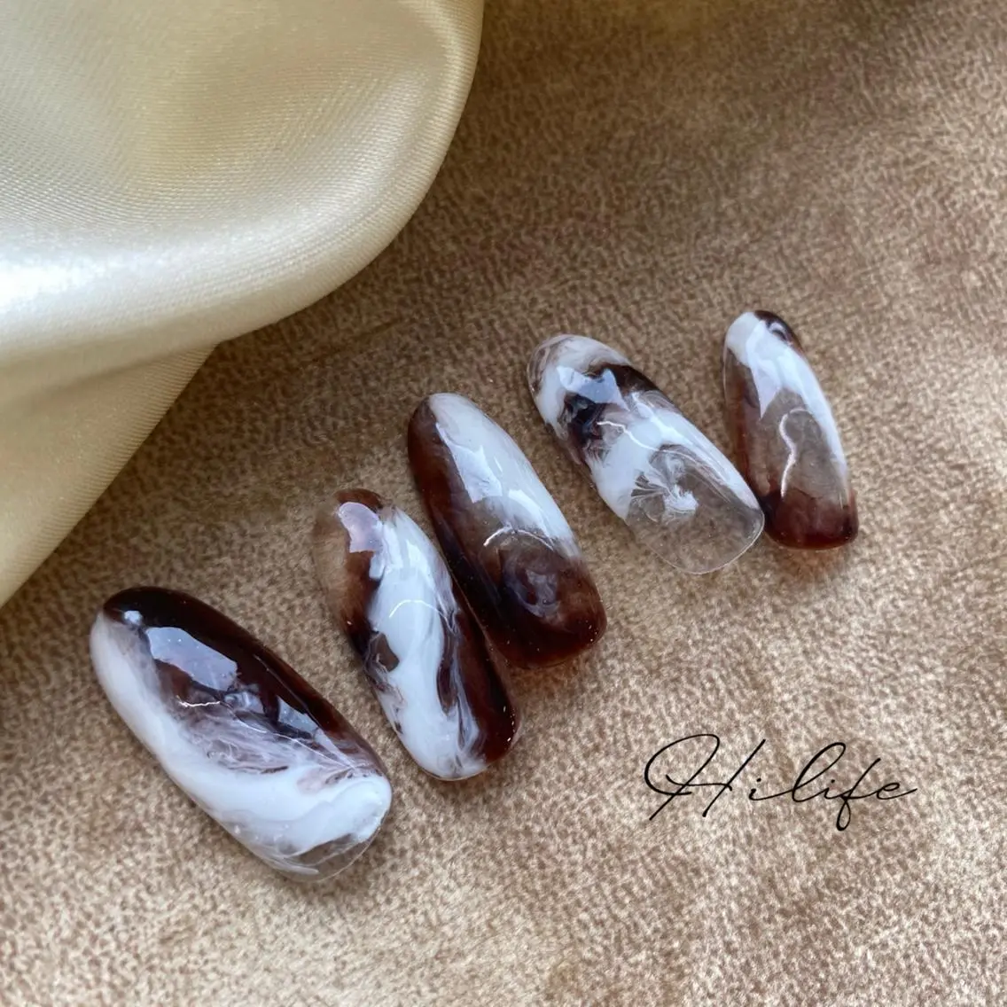ネイル ニュアンスネイル Nail Adore.のネイルデザイン