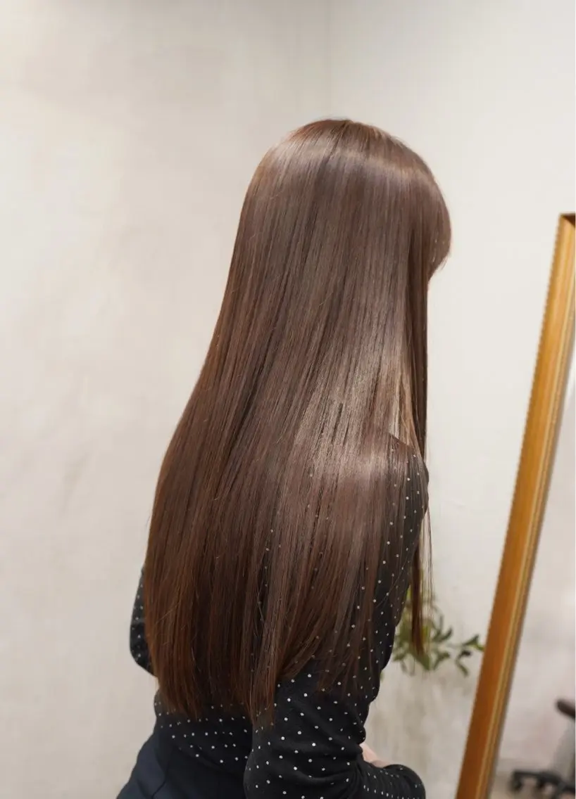 ロング カラー ベージュカラー ラテベージュ 髪質改善 カット ヘアカラー トリートメント 透けヘア/艶ベージュ ヘアセット/nagiのヘアスタイル