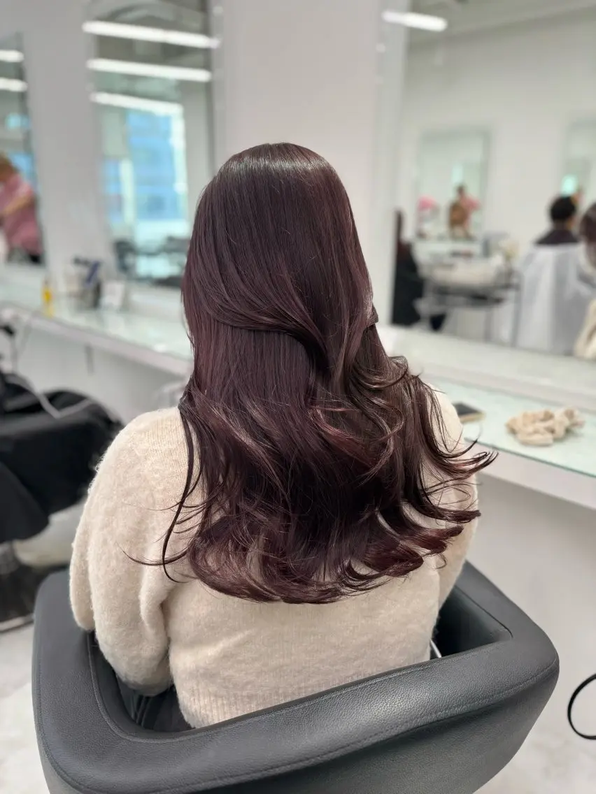 ロング カラー ヘアアレンジ カット ヘアカラー トリートメント レイヤー×透明感カラ ー🕊AZUSAのヘアスタイル