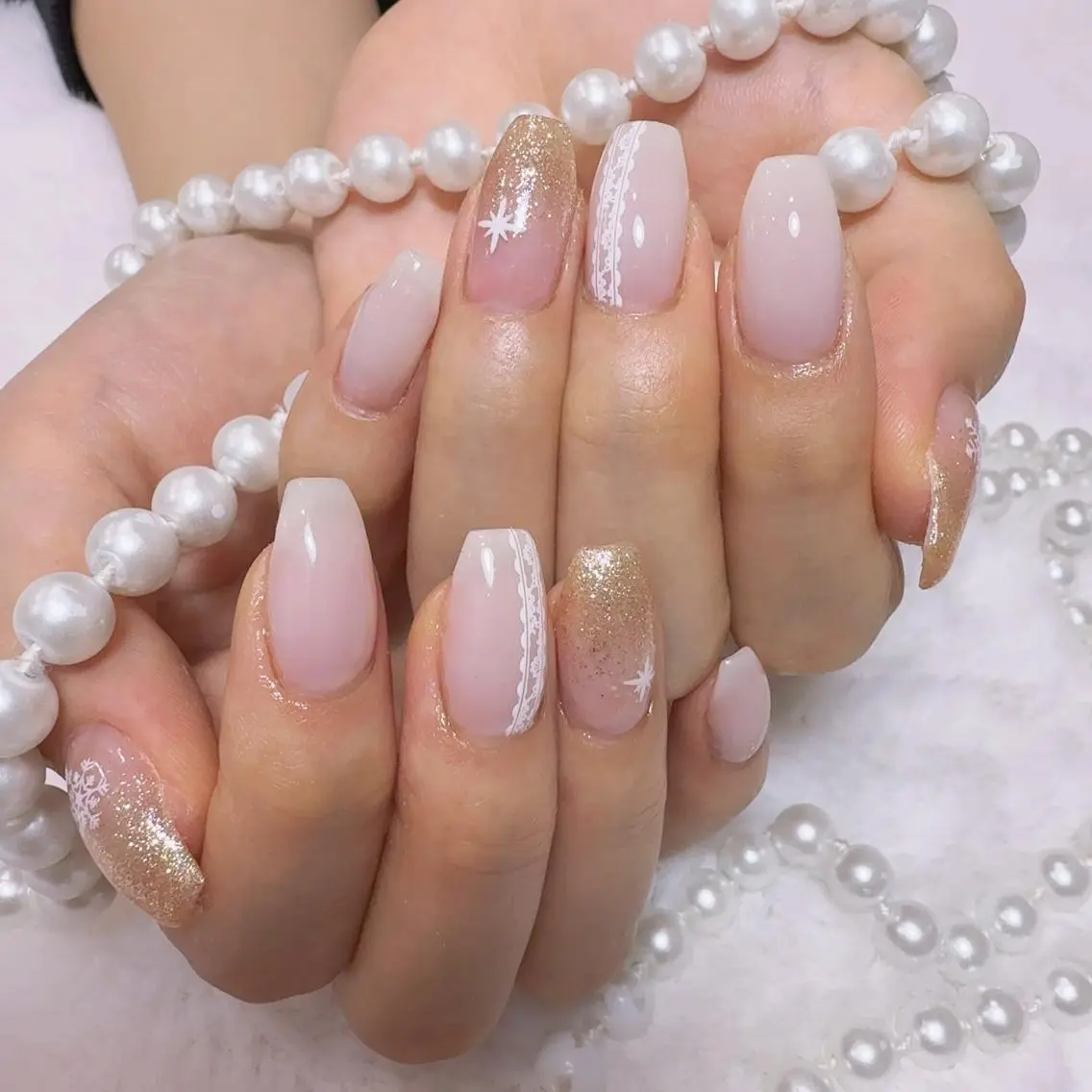 ネイル アートネイル フラッシュネイル フレンチネイル ジェルネイル ガラスフレンチ M2 BEAUTY サロンのネイルデザイン