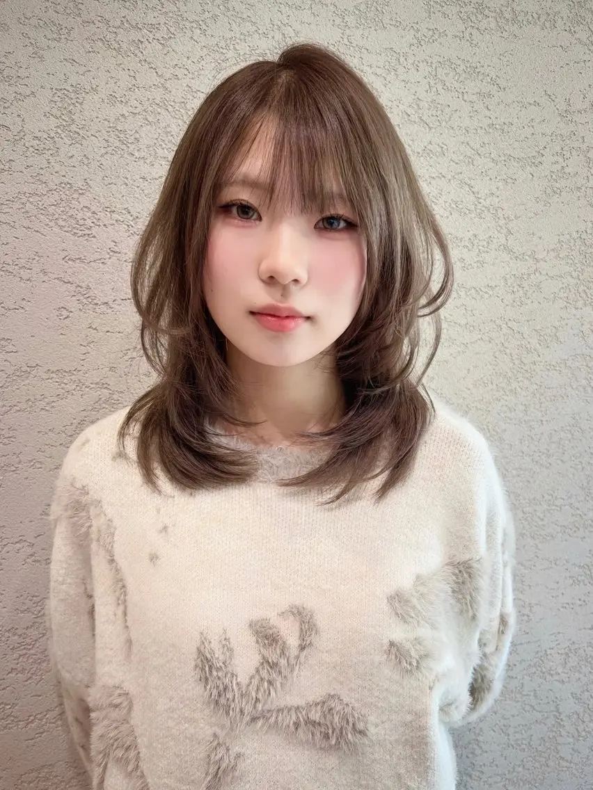 ミディアム カラー カット ヘアカラー トリートメント 興津/韓国レイヤー ダブルカラー美髪縮毛のヘアスタイル