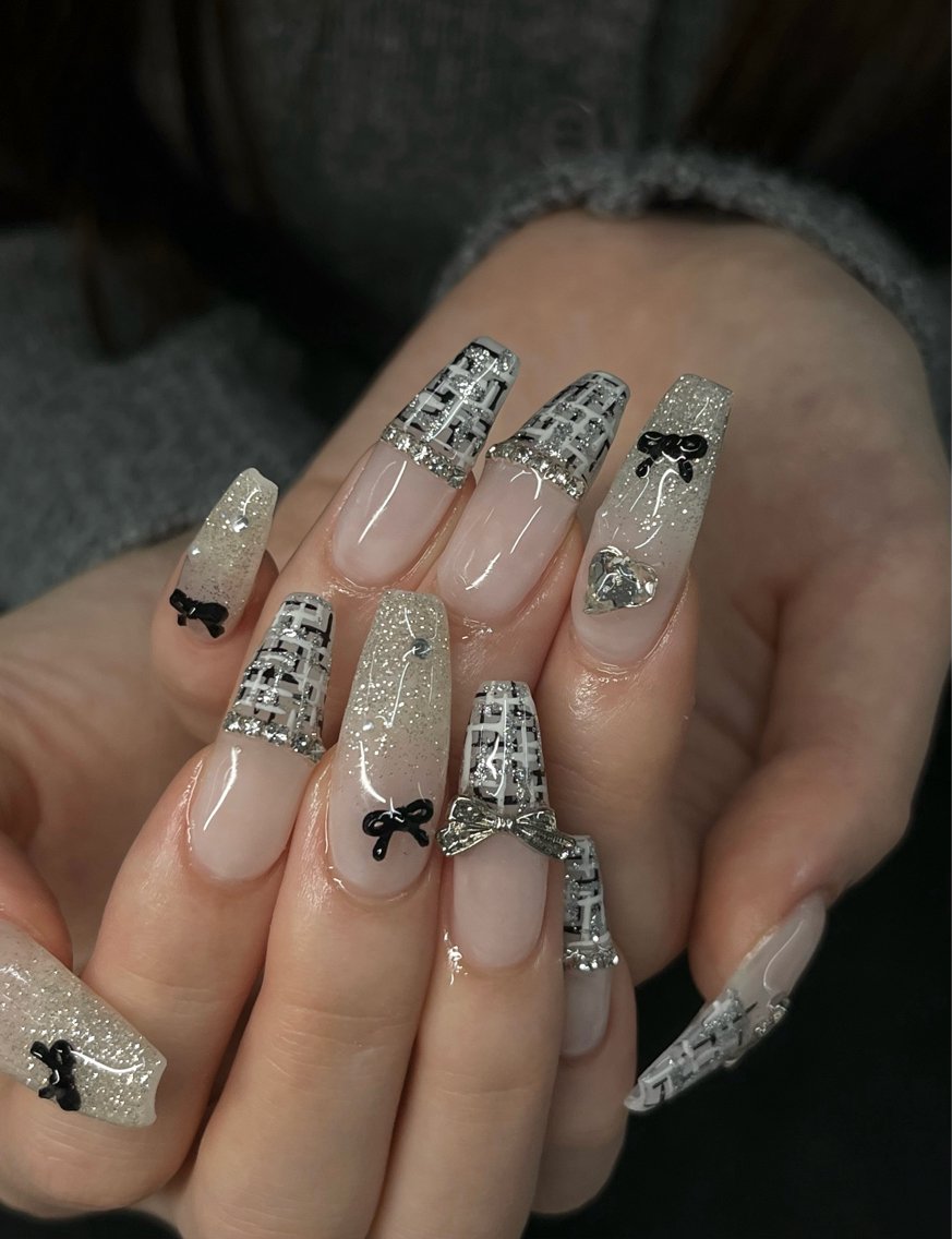 ネイル ツイードネイル ハンドネイル schon 🎀saraのネイルデザイン