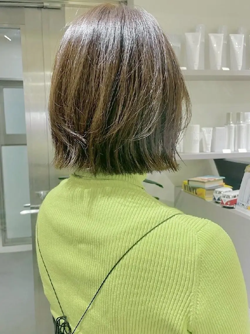 カラー コト ネのヘアスタイル
