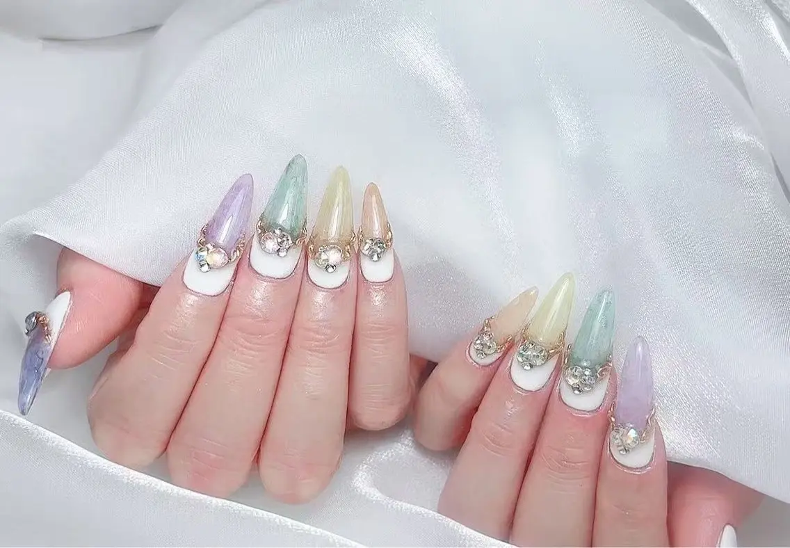 ネイル 🎀M nails✨ ビューティーのネイルデザイン