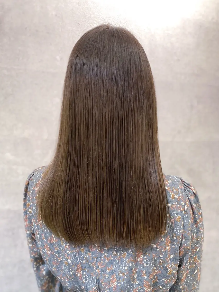 セミロング カラー 透明感カラー カット ヘアカラー トリートメント 𝑺𝒂𝒌𝒊 🩶マンツーマン施術のヘアスタイル