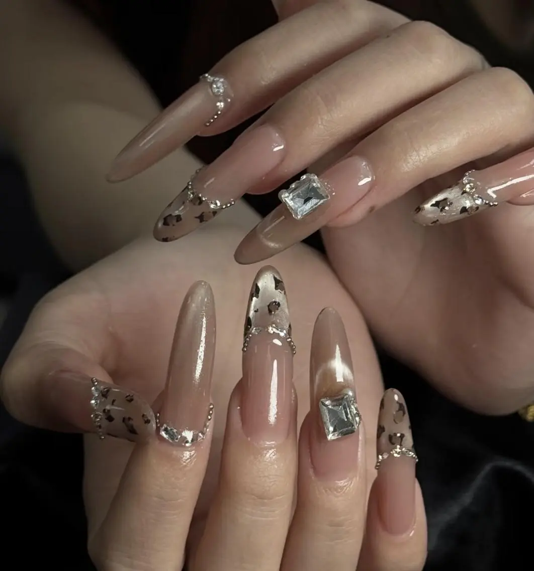 ネイル ハンドネイル Pure&Rich Nailのネイルデザイン