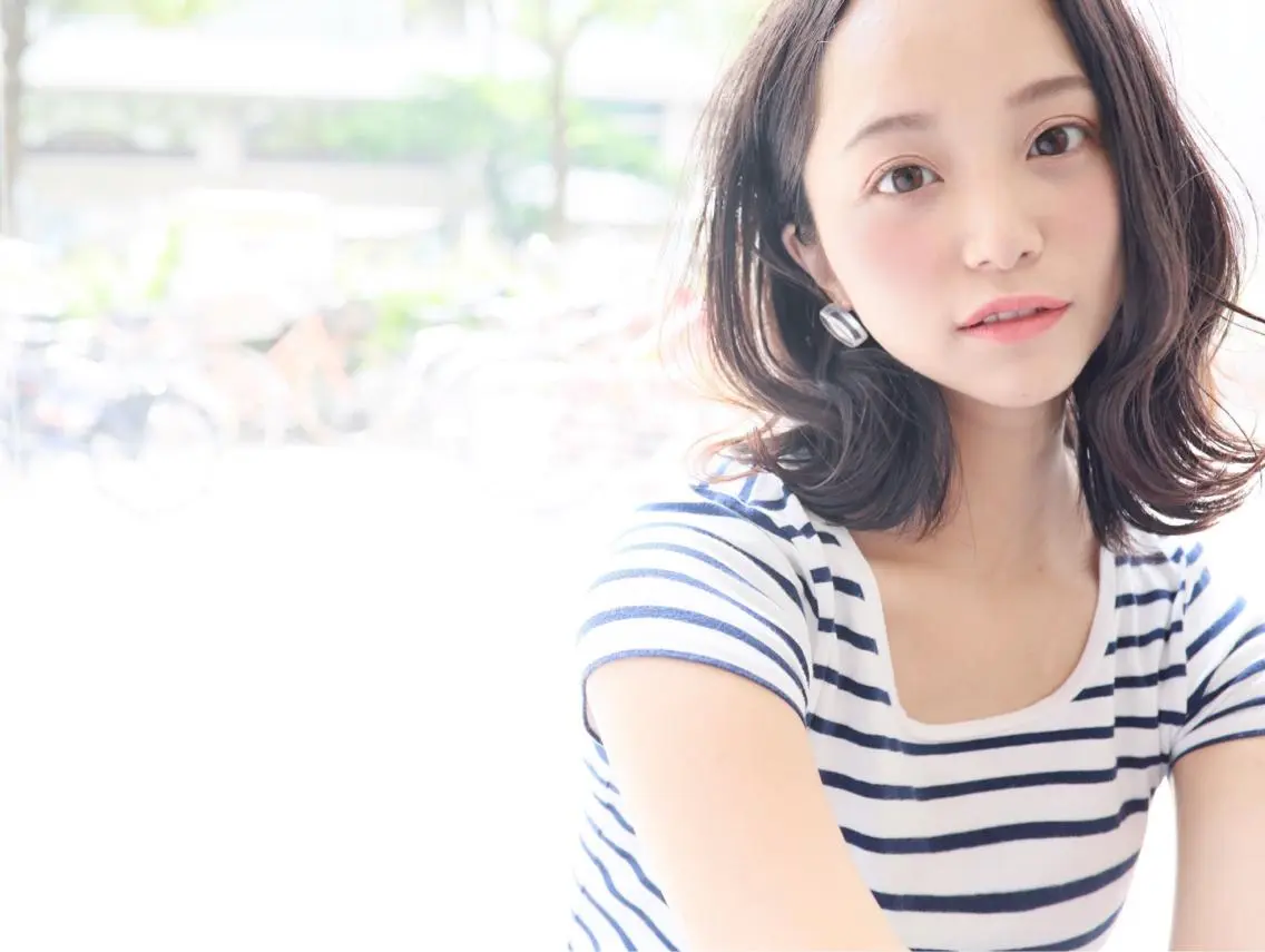 ミディアム カット ヘアカラー トリートメント 近藤 和輝のヘアスタイル