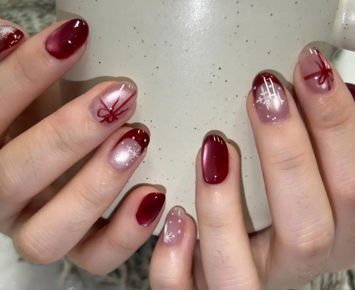 ネイル ハンドネイル 🎀 Ayaka_nailのネイルデザイン
