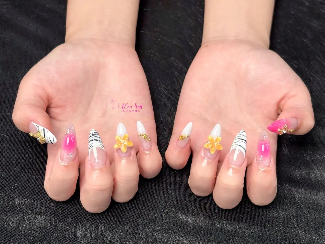 ネイル 桜ネイル 長さ出し フラワーネイル フレンチネイル ジェルネイル ハンドネイル ACon NailSalonのネイルデザイン