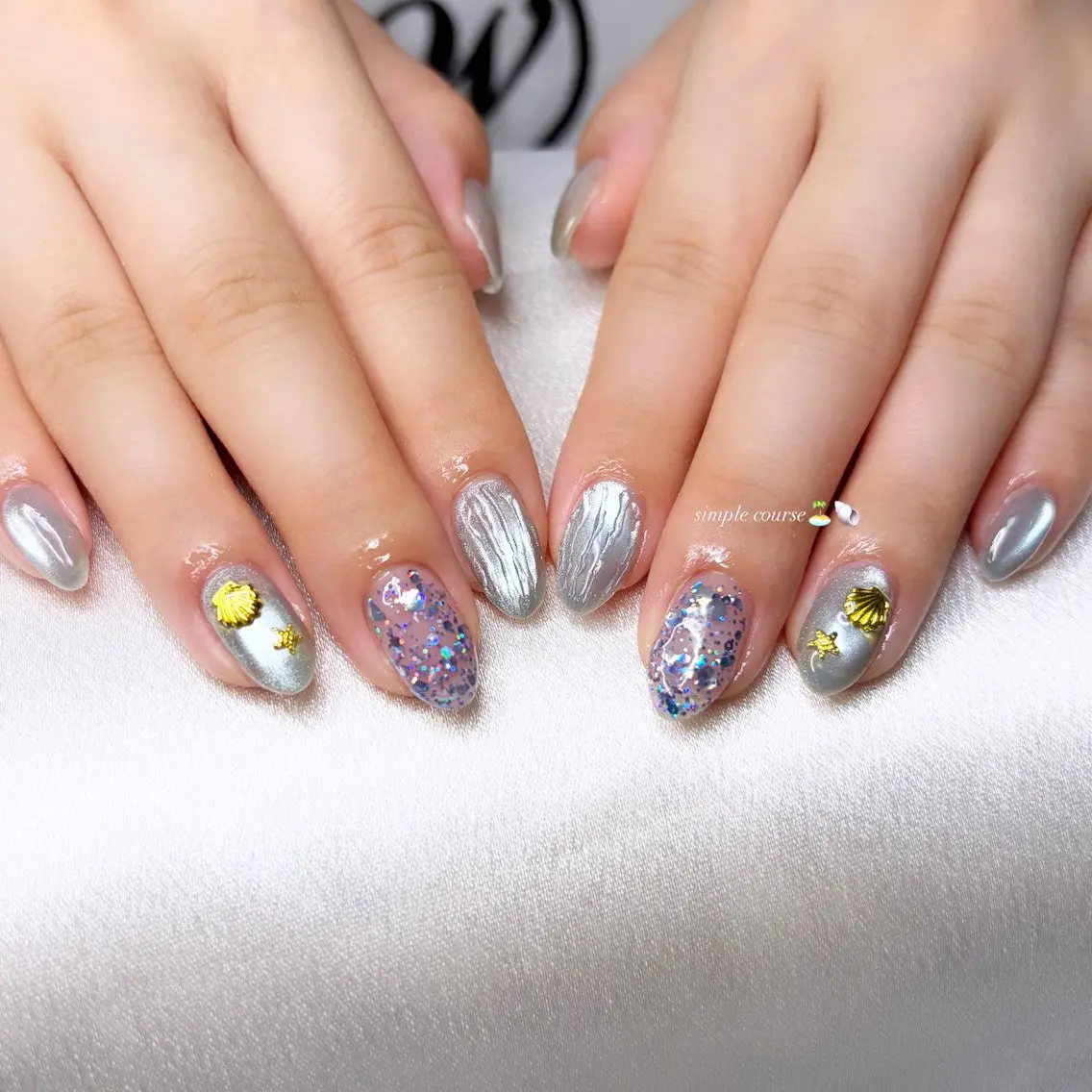 ミディアム ハンドネイル soin.nail aiのネイルデザイン