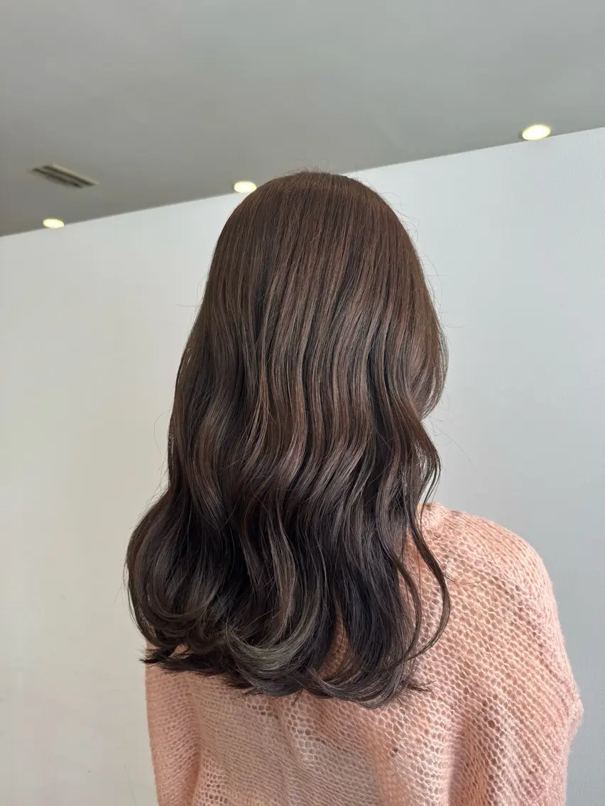セミロング カラー defi/ rinaのヘアスタイル