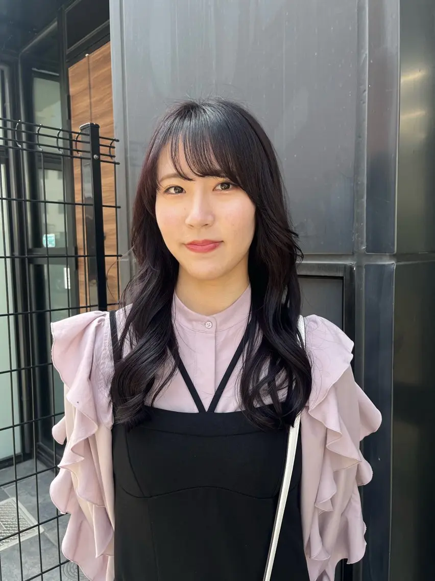 カラー yuka/ロング/ レイヤーカットモデルのヘアスタイル