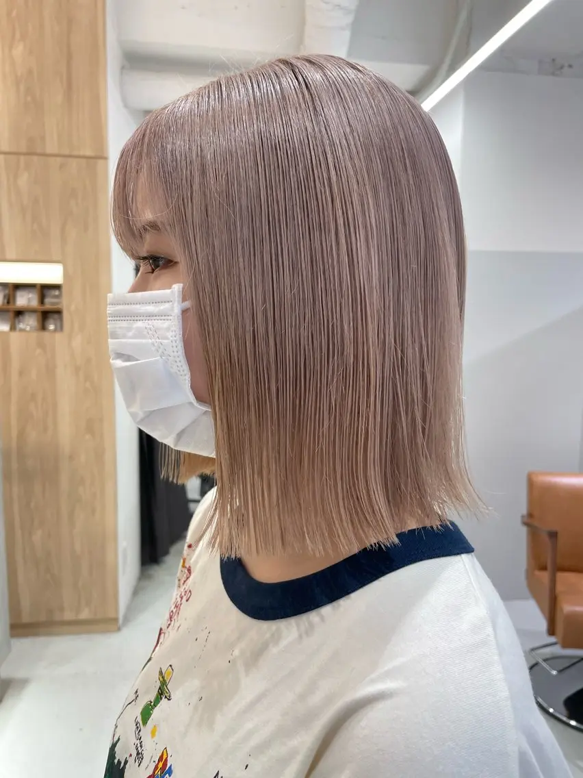 ミディアム カラー アディクシーカラー ベージュカラー ホワイトベージュ カット ヘアカラー トリートメント 半個室女性salon 🩰Natsumiのヘアスタイル