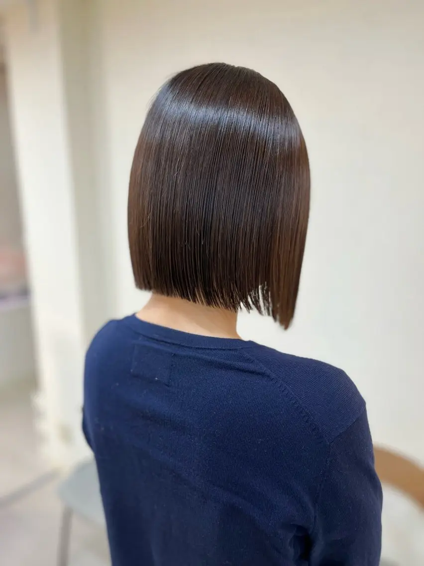 【感動のさらつや】(ロング​〜​ボブ限定)似合わせカット+極つやカラー+縮毛矯正[おおたかの森]¥18500▶︎¥17900の写真