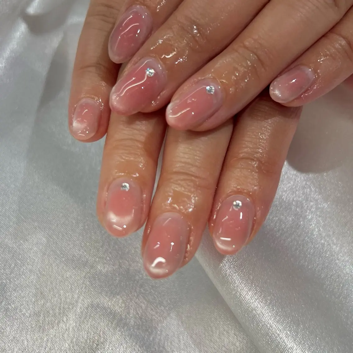 ネイル チークネイル CARIS nailはづきのネイルデザイン