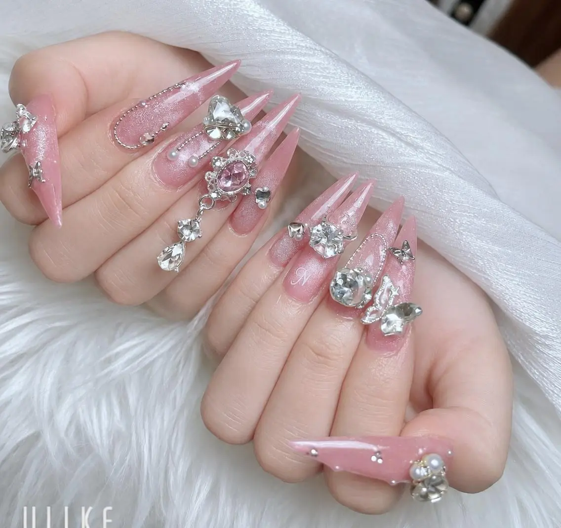 ネイル 成人式 ジェルネイル マグネットネイル 大理石ネイル(マーブル) 持ち込み k.bi nailsalonのネイルデザイン