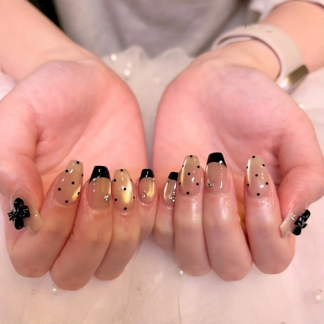 ネイル ドット フレンチネイル nail salon e'mu💐のネイルデザイン