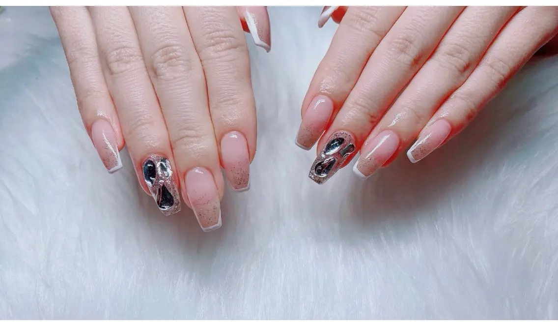 ネイル 長さ出し フットネイル ジェルネイル 韓国ネイル マグネットネイル ハンドネイル Kalmia Nailのネイルデザイン