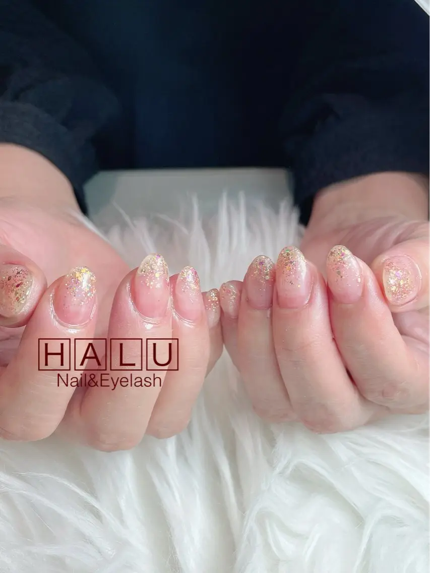 ネイル ホログラムネイル ラメ(グリッター) HALU ハルのネイルデザイン