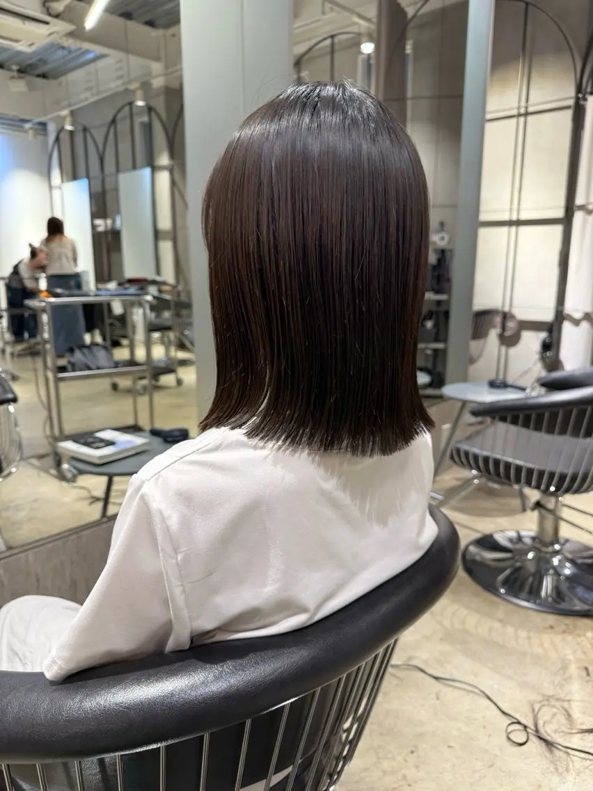 セミロング ボブ 須藤　優真 切りっぱなしボブのヘアスタイル