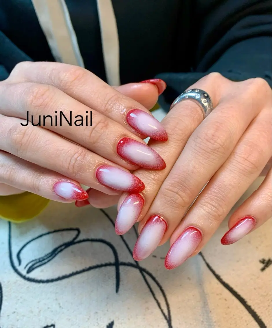 ネイル オーロラネイル クリアネイル 成人式 フラッシュネイル 氷ネイル・うるうるネイル ハンドネイル JuniNail 주니네일🇰🇷suのネイルデザイン