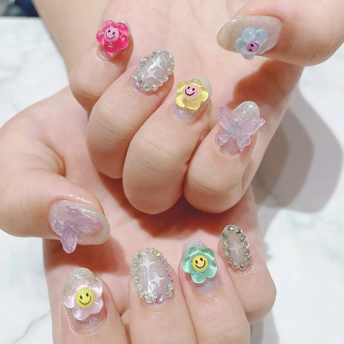 ネイル 持ち込み ネイルサロン Belleのネイルデザイン