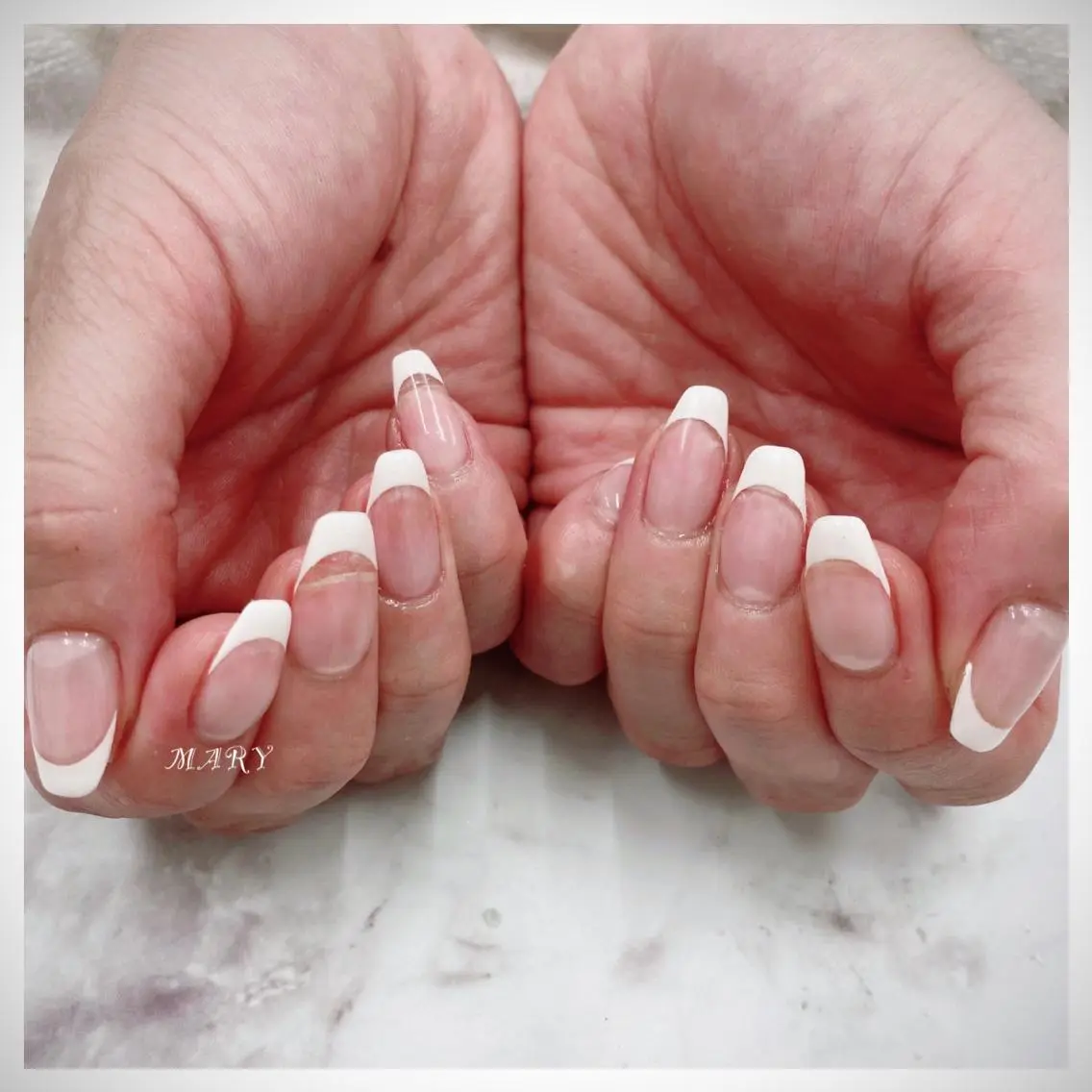 ネイル フレンチネイル ロングネイル ニュアンスネイル オフィスネイル シンプルネイル ハンドネイル Mary nail .narumiのネイルデザイン
