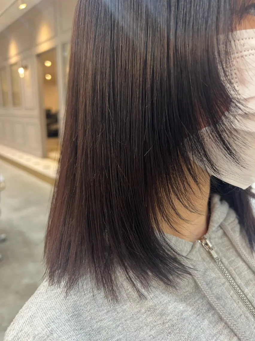 ミディアム くびれヘア 顔まわりレイヤー 顔周りカット レイヤーカット 津田 幸穂のヘアスタイル