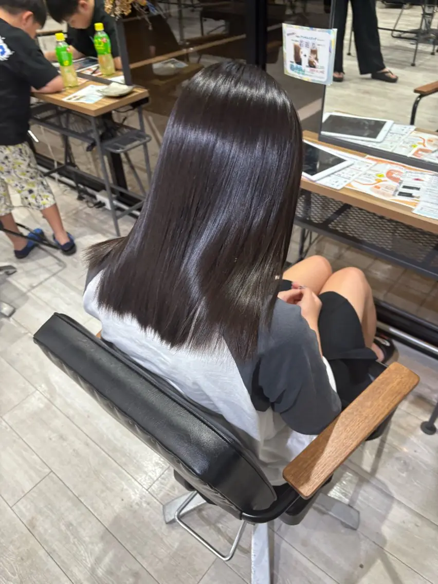ミディアム 縮毛矯正 伊藤 優来のヘアスタイル