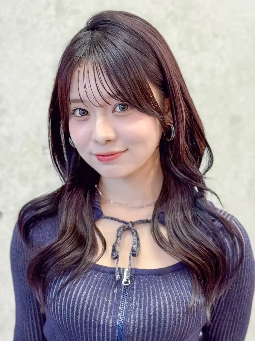 ミディアム カラー ヘアカラー 吉岡 勇海のヘアスタイル