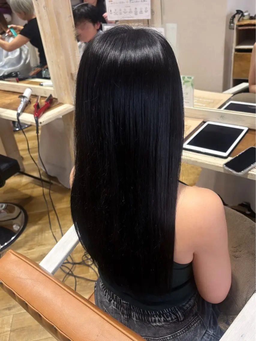 セミロング ヘアカラー 久保田 透明感カラー🎀🫧のヘアスタイル