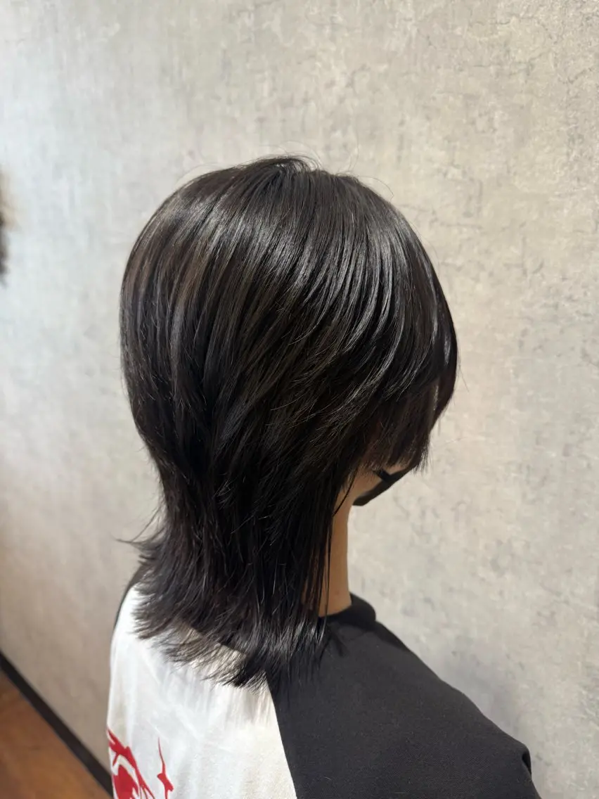 ミディアム ウルフカット カット レイヤー/コテパーマ 松本　希愛のヘアスタイル
