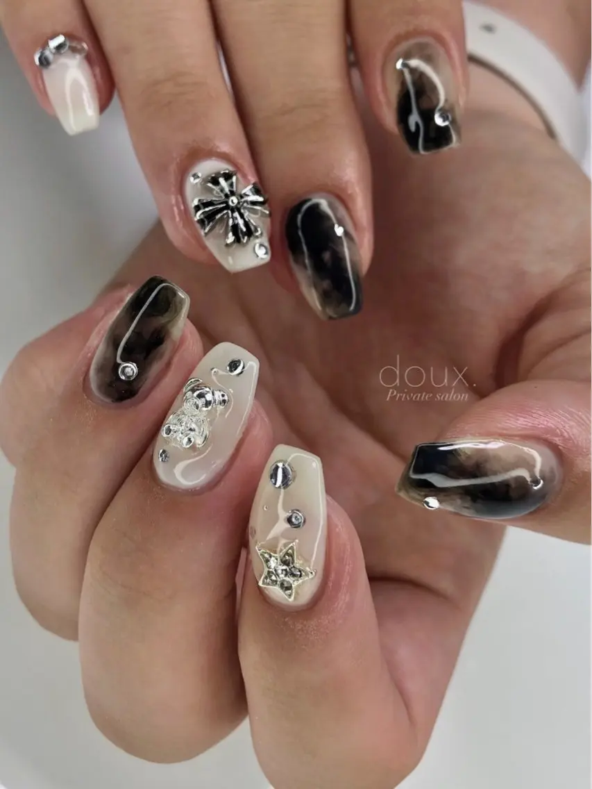 ネイル ハート 氷ネイル・うるうるネイル 韓国ネイル 持ち込み ニュアンスネイル doux. nailのネイルデザイン