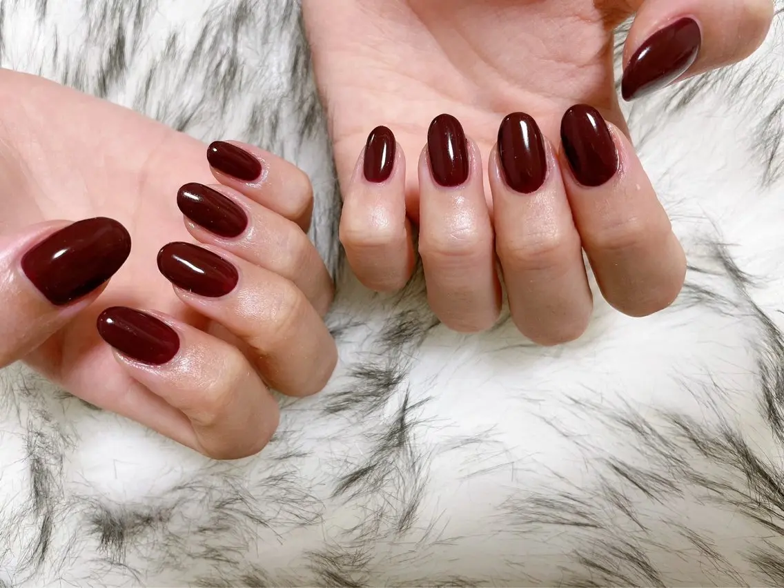 ネイル ボルドー ジェルネイル 韓国ネイル メンズネイル ワンカラーネイル kiki nail たまプラーザのネイルデザイン