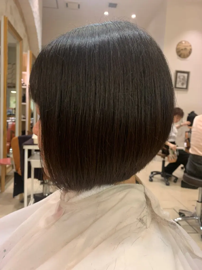 ショート カラー パーマ ヘアアレンジ ボブ 美艶ボブ イシイのヘアスタイル