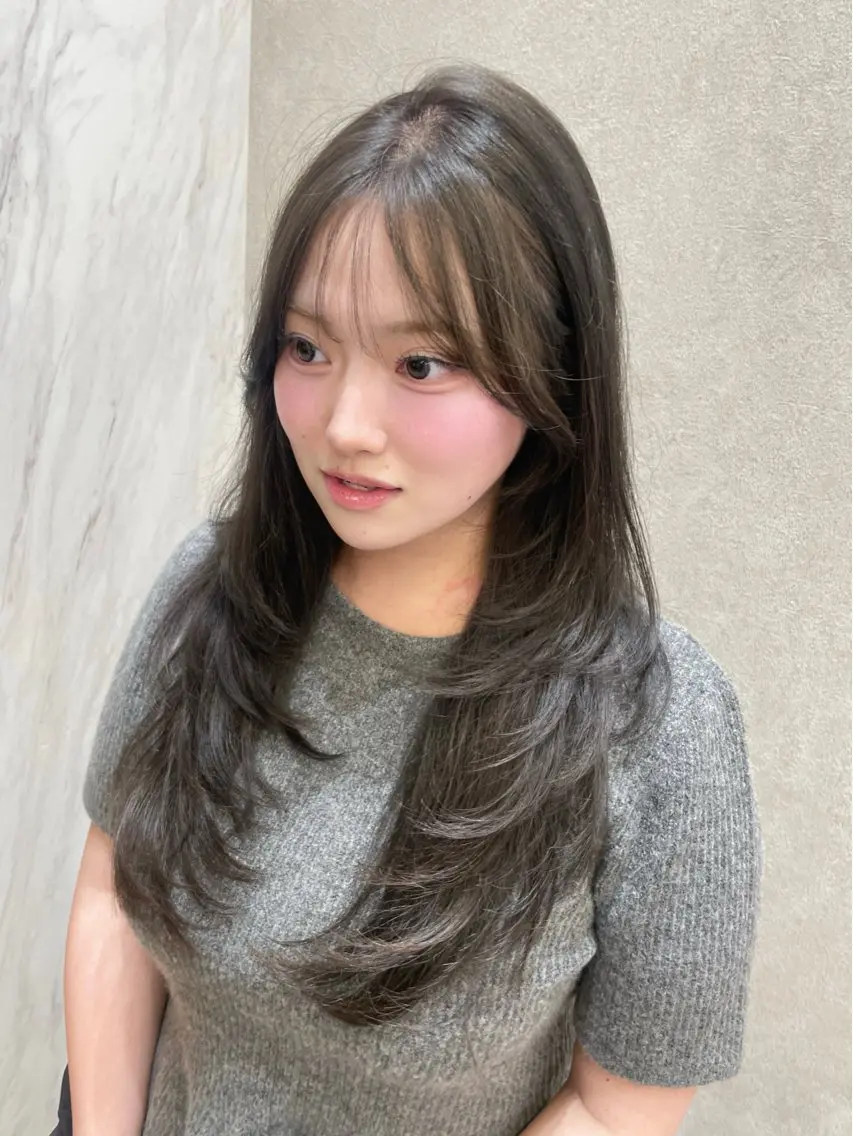 セミロング カット ヘアカラー MOE 福岡韓国ヘア✧︎のヘアスタイル