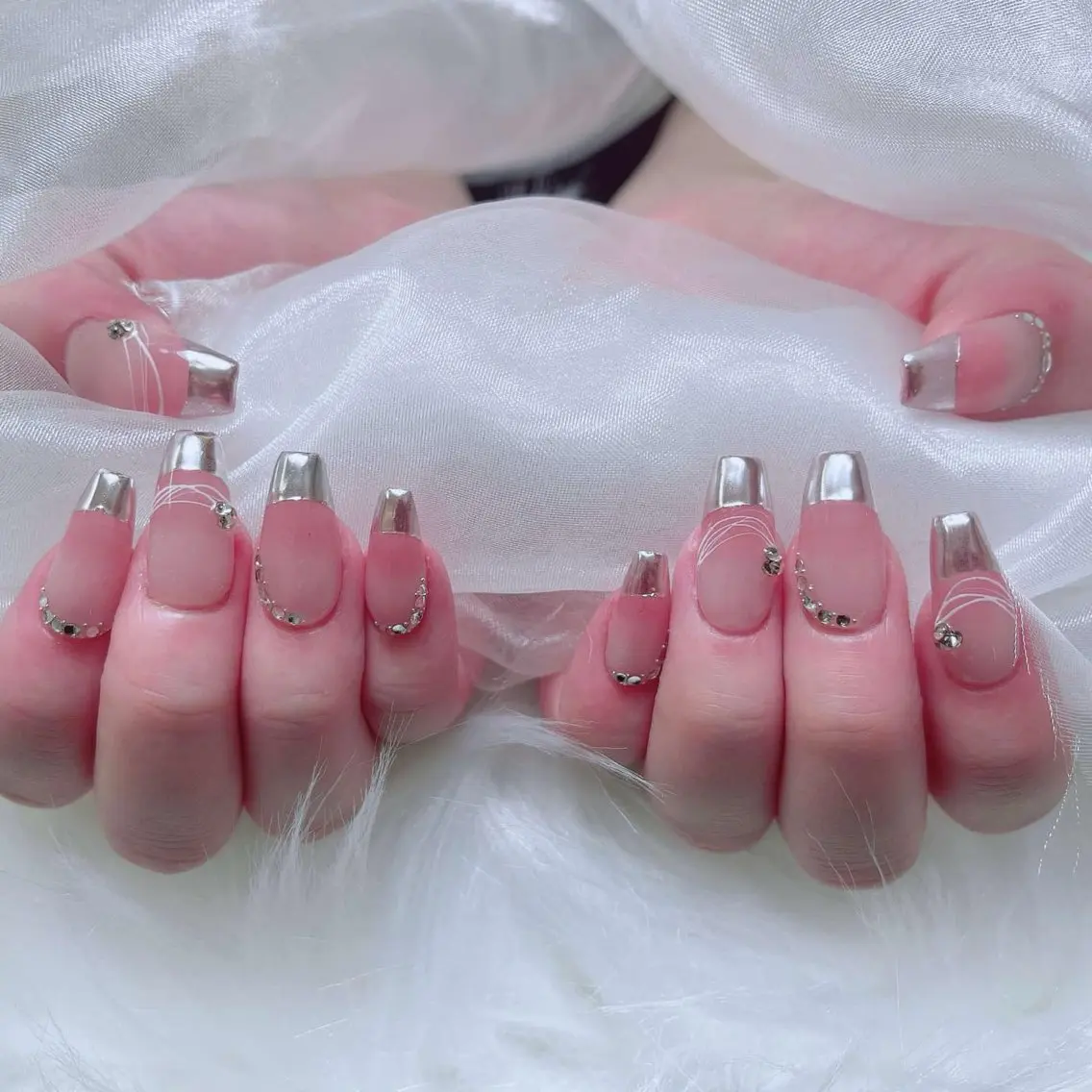 ネイル 成人式 ジェルネイル ネイルチップ ハンドネイル MoMoA Nail ネイル長さ出し専門店のネイルデザイン