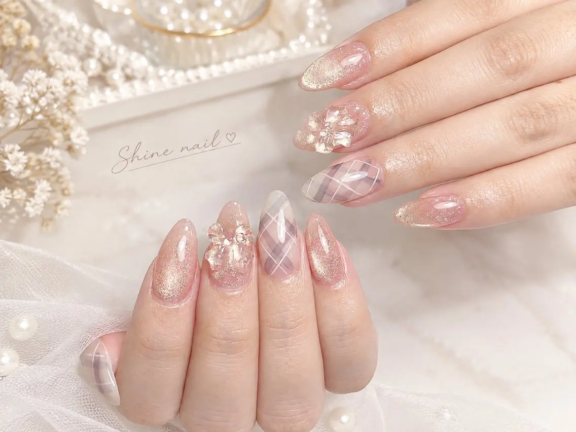 ネイル shine 🎀 長さ出し専門のネイルデザイン