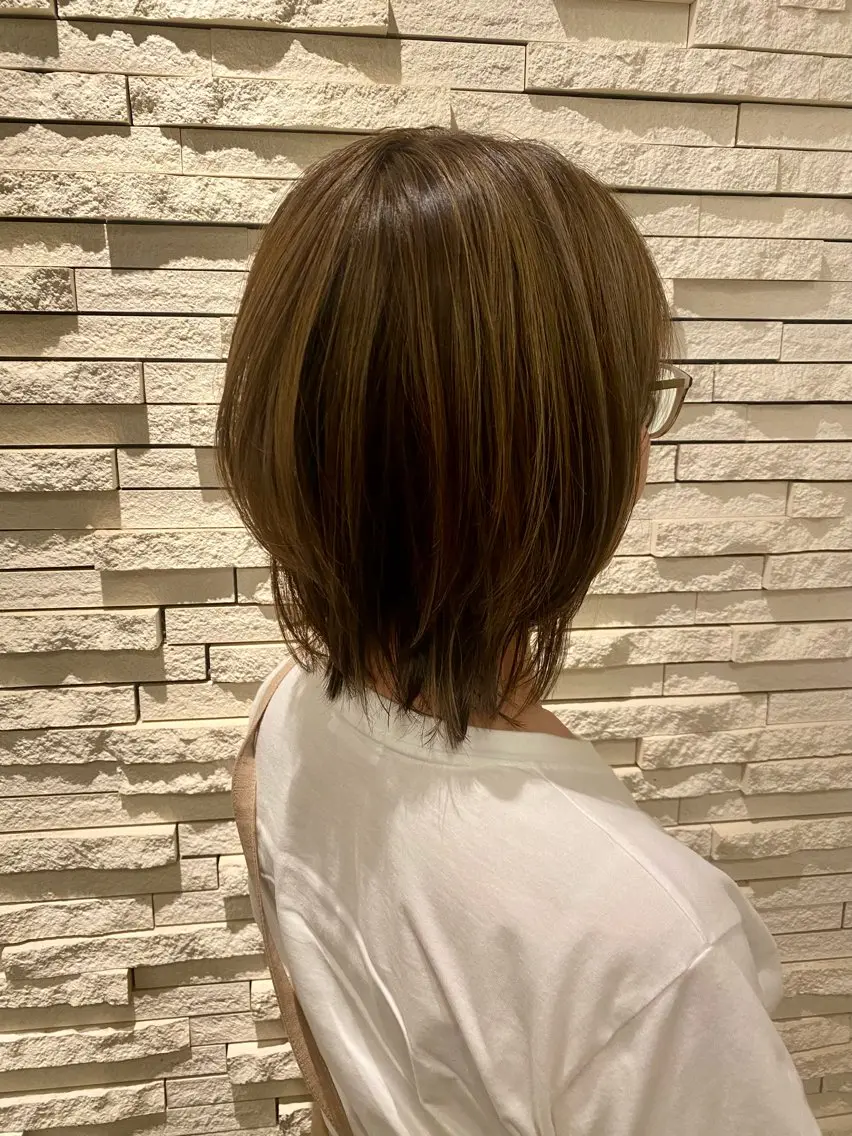 ミディアム ハイライト 田崎 暁大のヘアスタイル