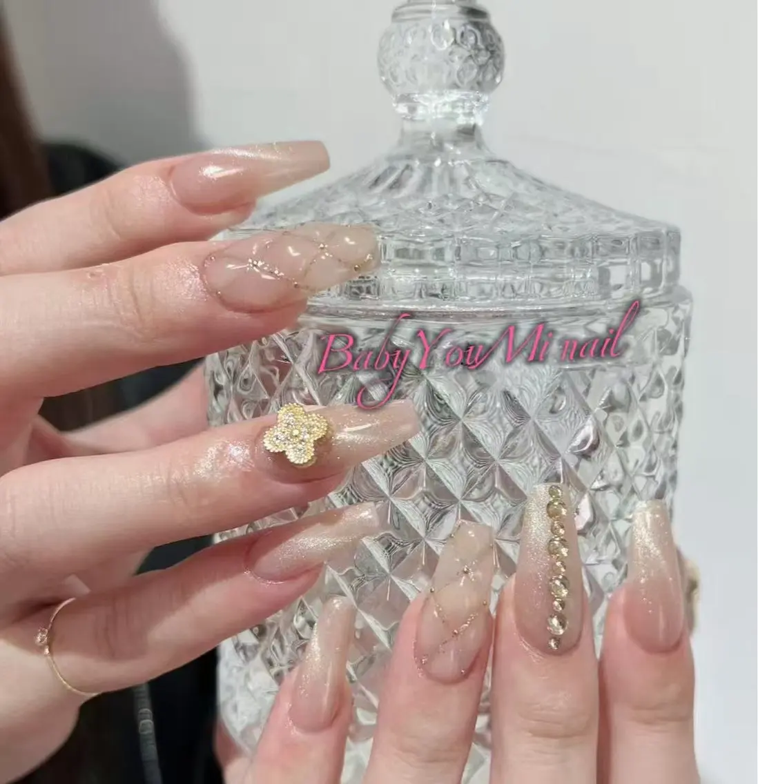 ネイル オーロラネイル 成人式 フットネイル フレンチネイル ジェルネイル ハンドネイル BabyYouMi nailのネイルデザイン