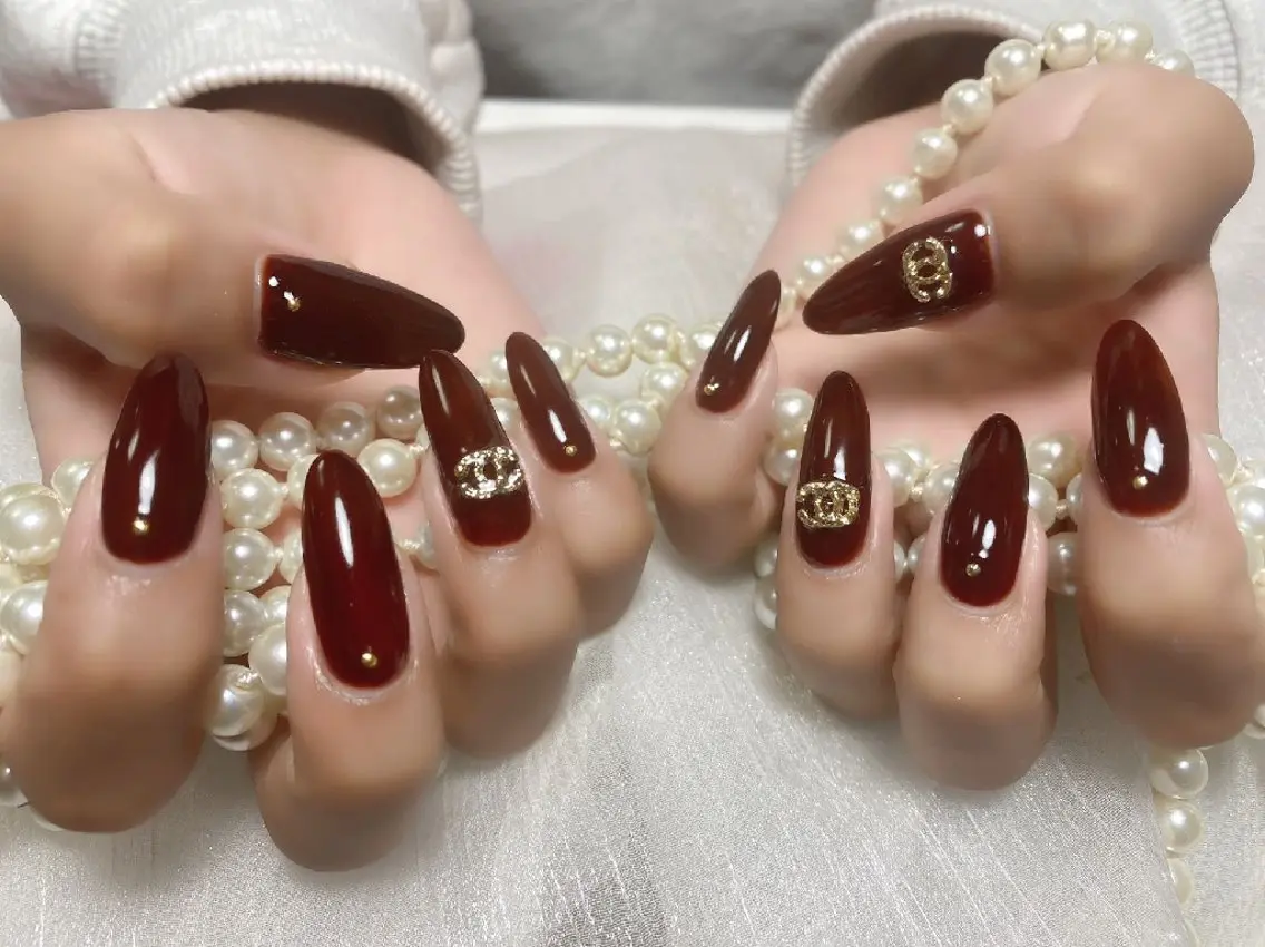 ネイル ENsalon AKIRAのネイルデザイン