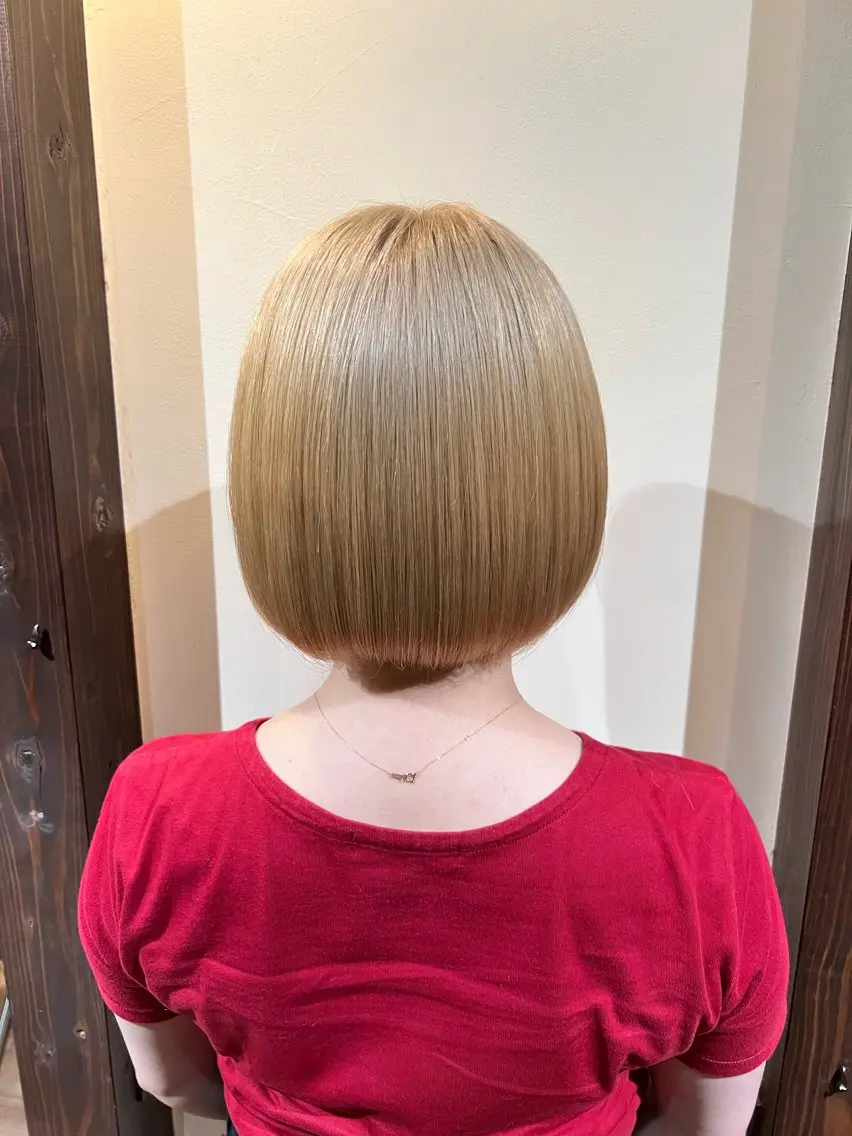【ブリーチ2ヶ月以内の方】ブリーチリタッチ＋ワンカラー＋コタトリートメント付きの写真