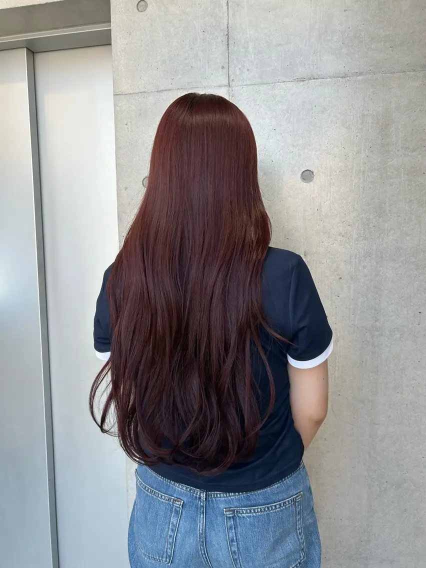 ロング カラー ヘアアレンジ ヘアカラー トリートメント ボブ艶モテカラー🫧 カリンのヘアスタイル