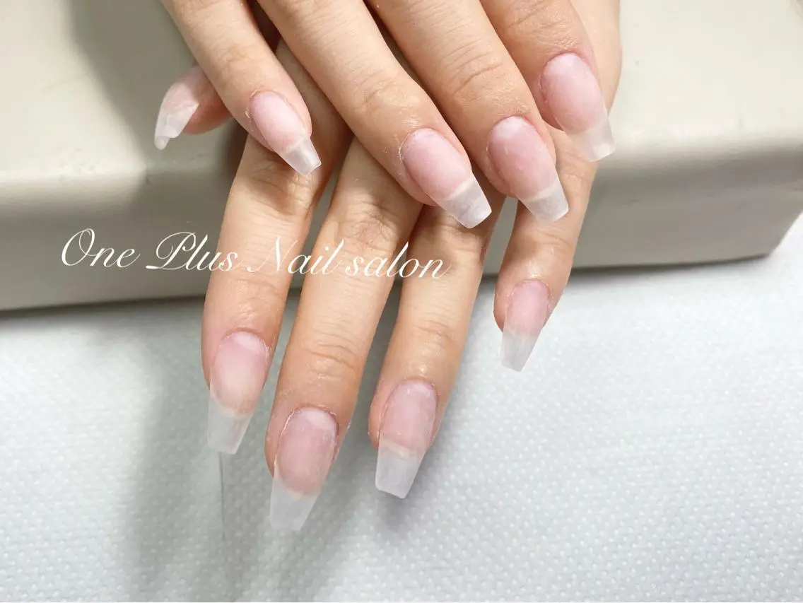 ネイル One Plus Nail Salonのネイルデザイン