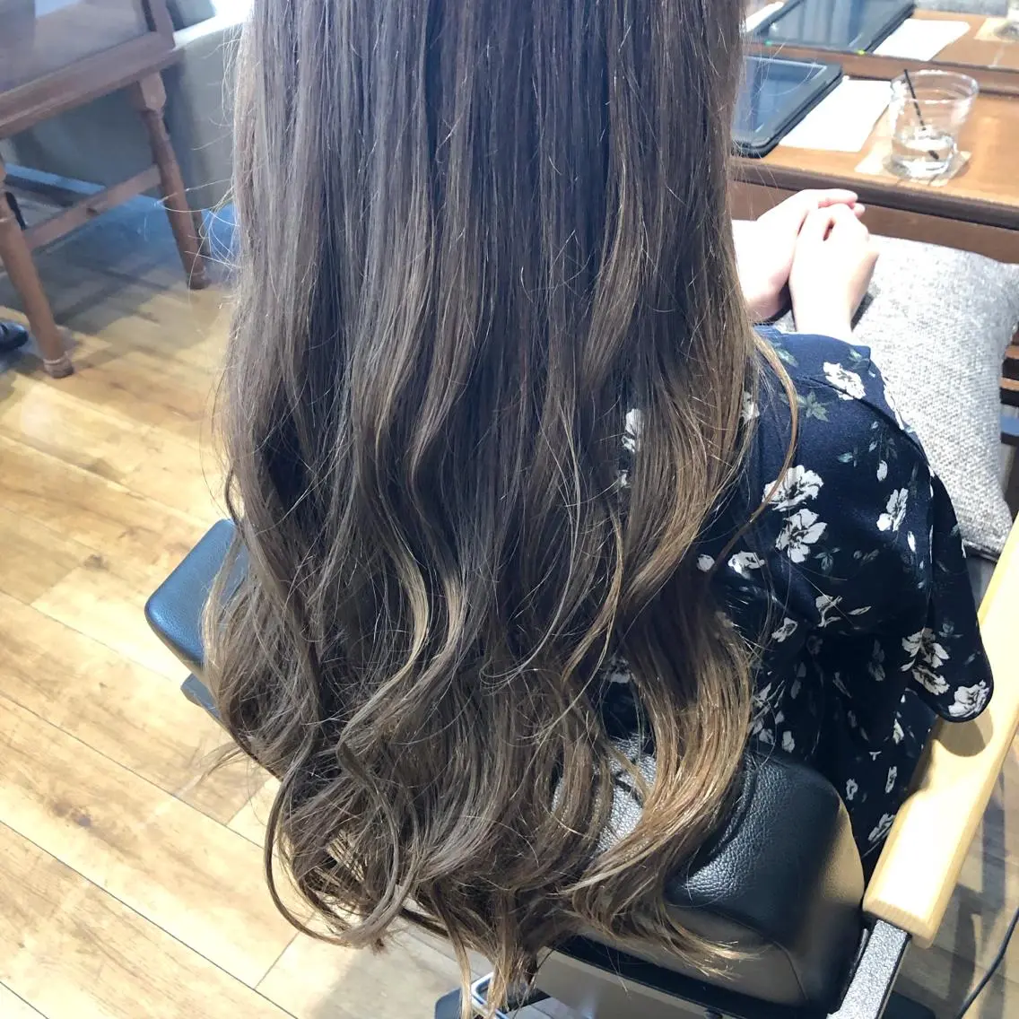 ロング カラー ブリーチ ハイライトカラー ハイトーンカラー ハイライト ◇おの あすか◇のヘアスタイル