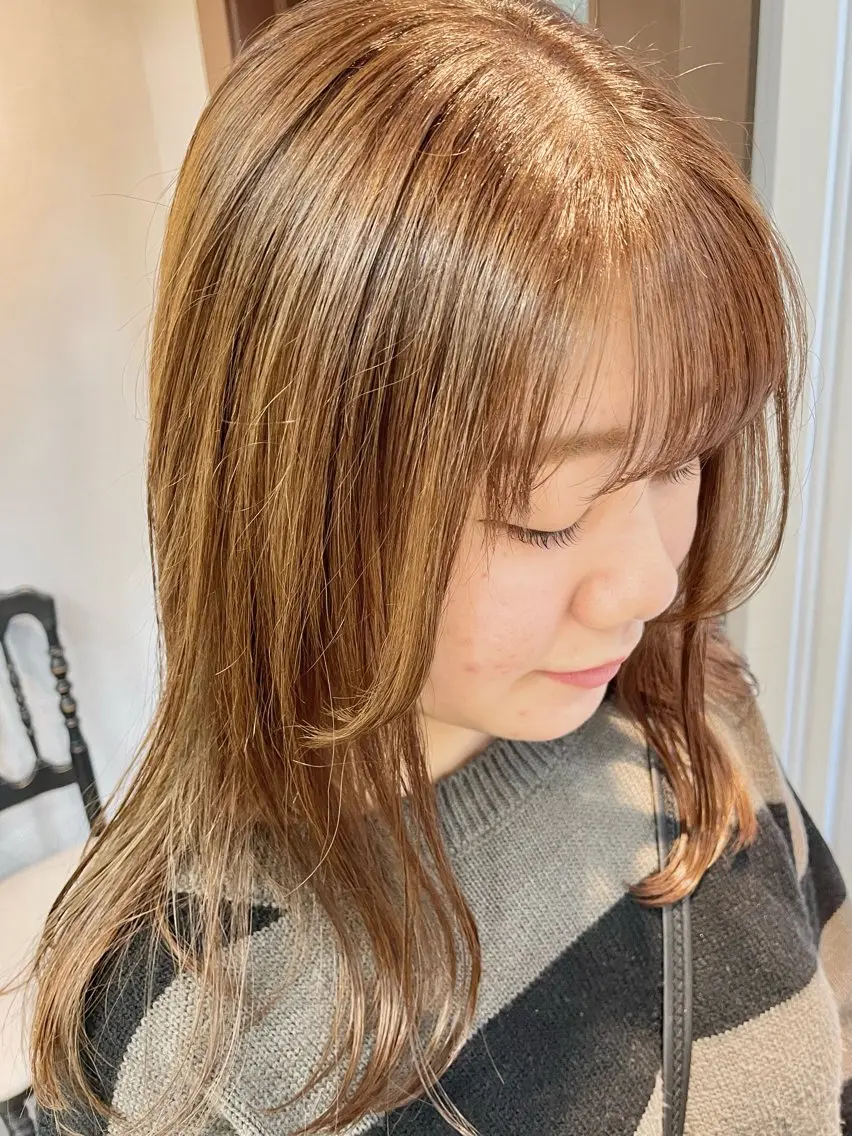 セミロング カラー 🌼似合わせカット 🌼おぎの みき🌼のヘアスタイル