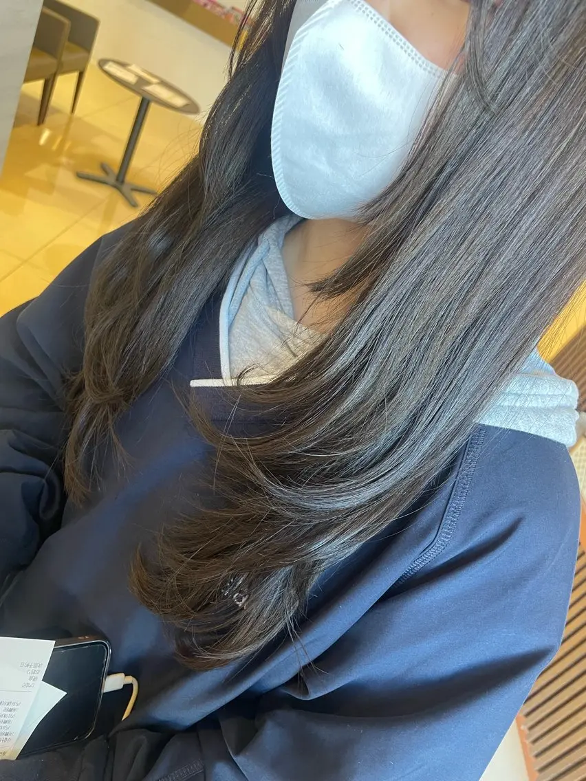 ➖カット🖤全体カラー🖤トリートメント➖の写真