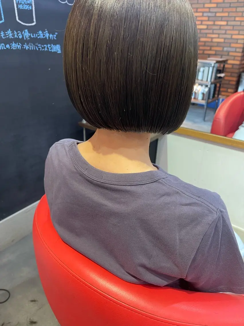 ミディアム ボブ 今田 茜のヘアスタイル